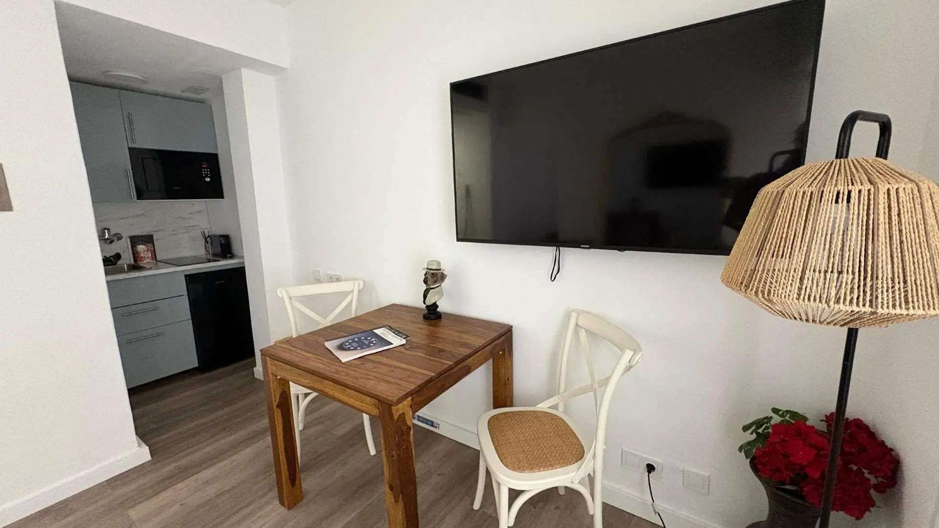 아파트 Apartahotel Sevilla Salado